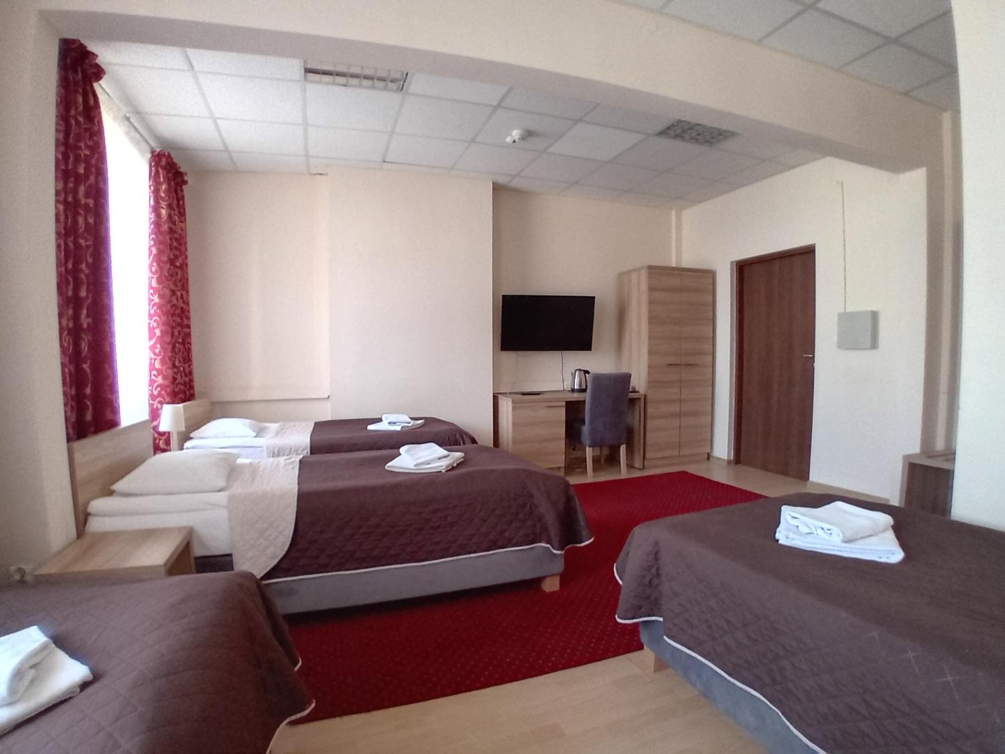 Scsk Zurawia Bed & Breakfast Varşovia Exterior foto